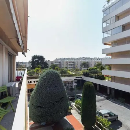 Modern Croisette & Palm Канны